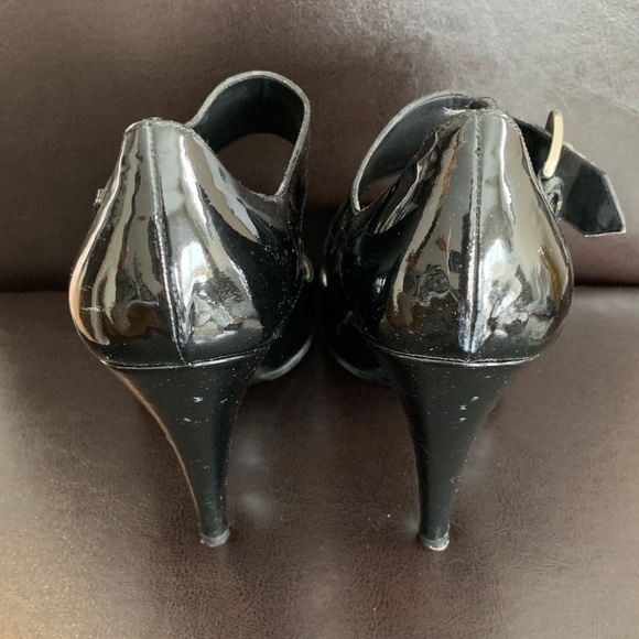 Michael Kors patent leather pumps size 8 - Picture 4 of 5
